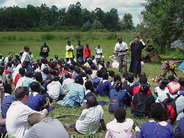 <h6>The first Study-tour to Kenya </h6>